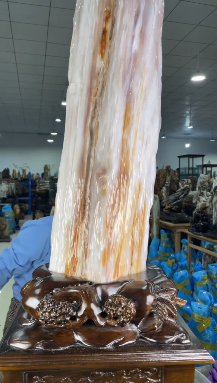 【闪购商品】硅化玉摆件未镶嵌56