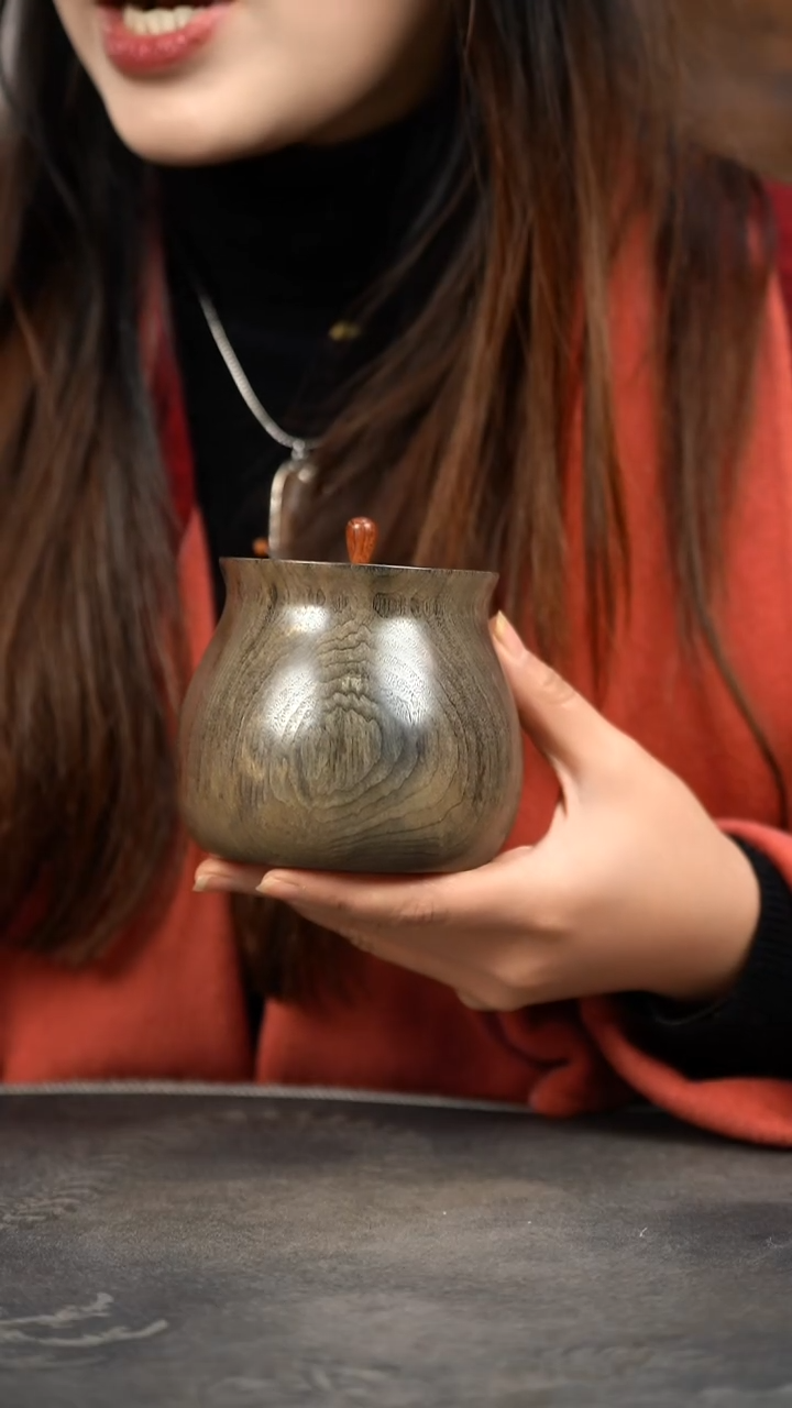 【闪购商品】金丝楠木雕原木精工茶仓醒茶罐558