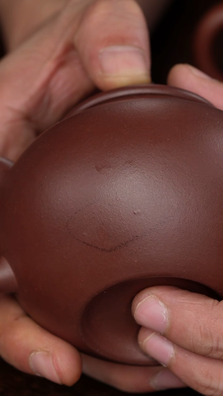 茶壶紫砂龑***7黑紫掇球茶壶