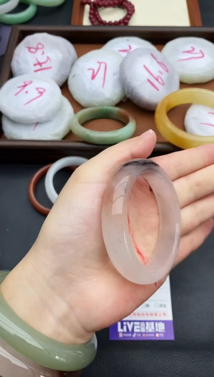 未镶嵌手镯石英质玉137+52/53