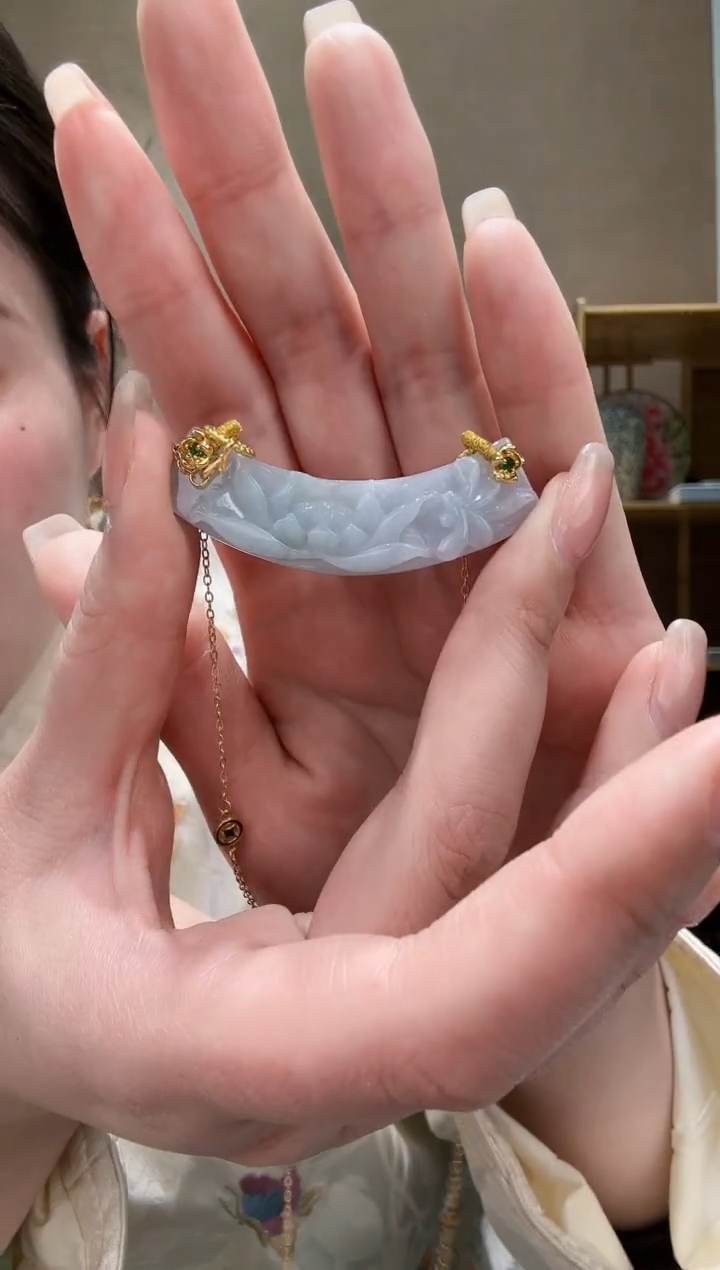 【闪购商品】翡翠颈饰未镶嵌吊坠