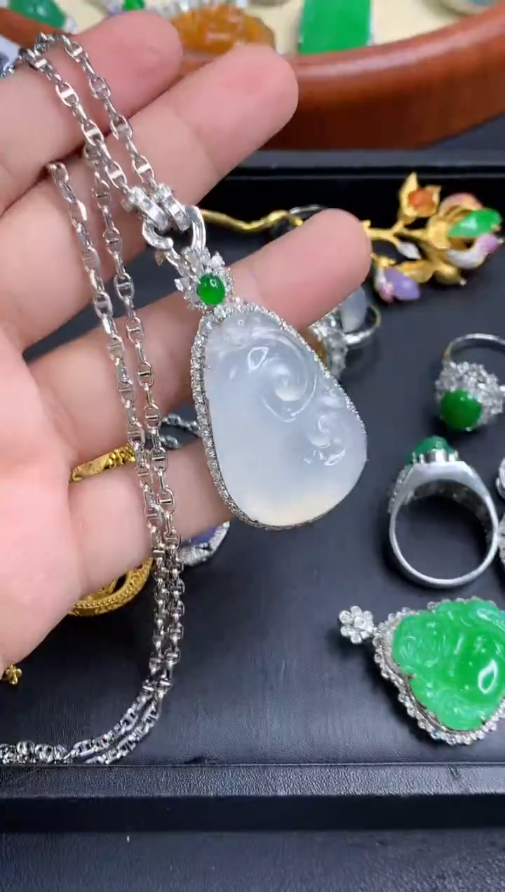 吊坠(不含链)18K金镶嵌翡翠734-中国好珍宝