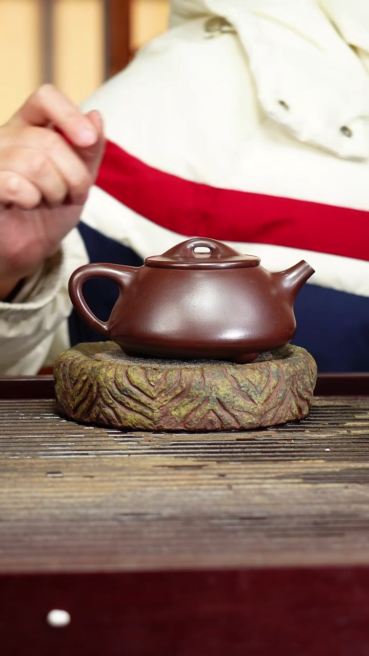 宜兴原矿紫砂壶茶壶宜兴原矿紫砂壶茶壶250C