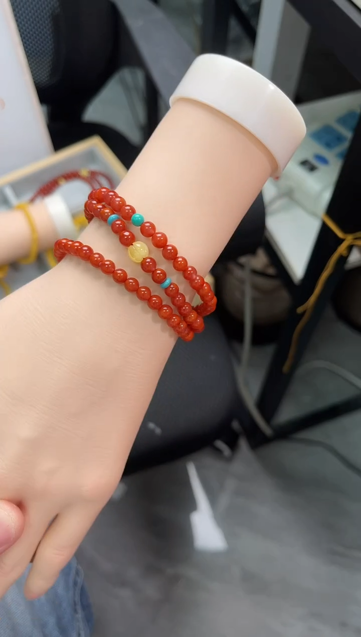 【闪购商品】未镶嵌南红玛瑙手串南红三圈QF-C49（多样性发一）