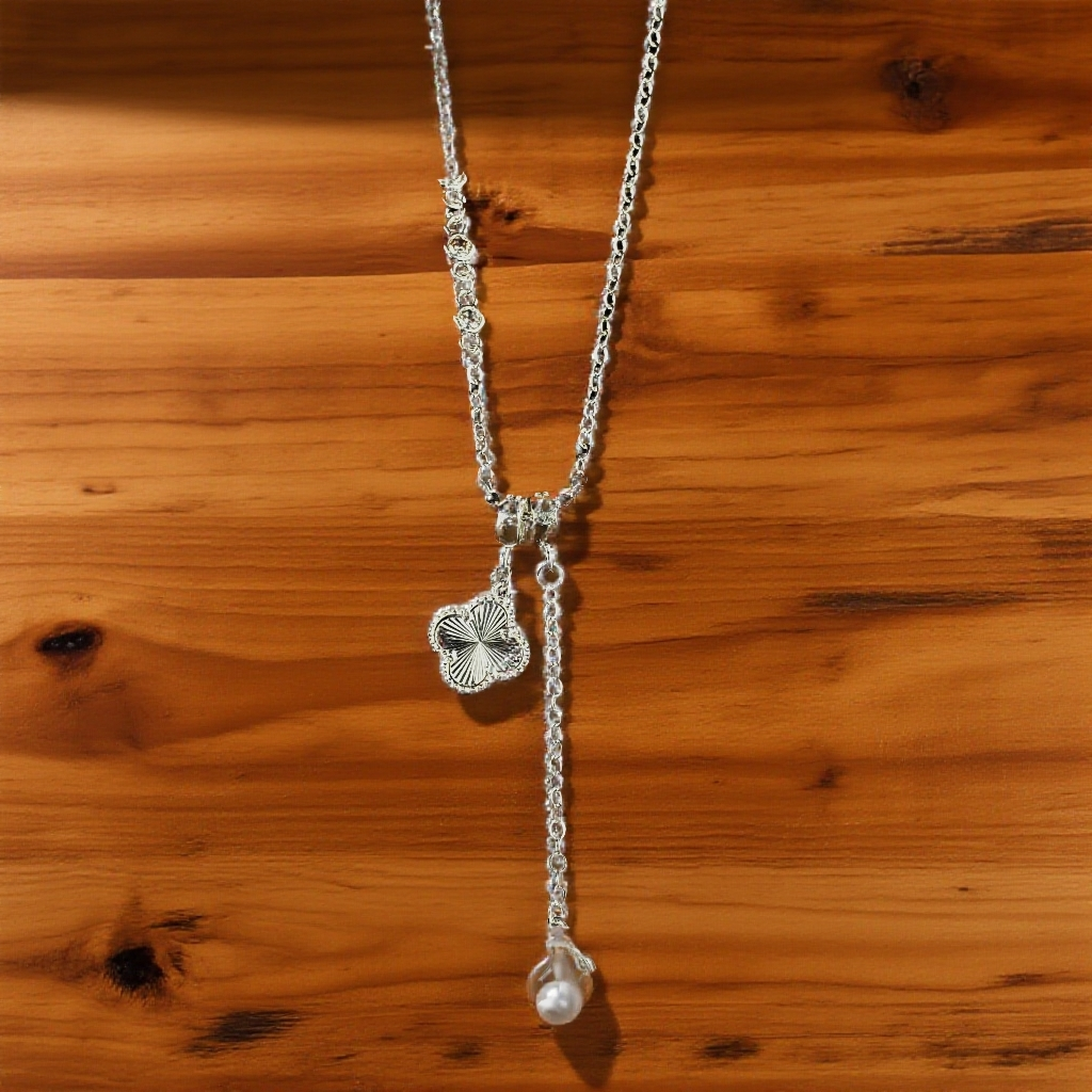 【抓紧处理】轻奢设计ins风女款气质定制生肖挂饰A707有米花项链