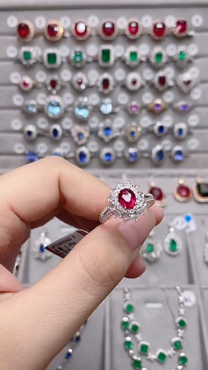 【闪购商品】红宝石18K金戒指18K金镶嵌·