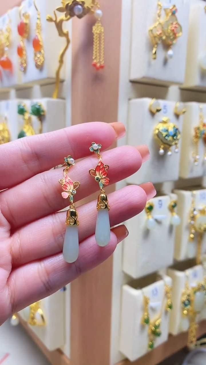 银S925镀金镶嵌和田玉耳饰1