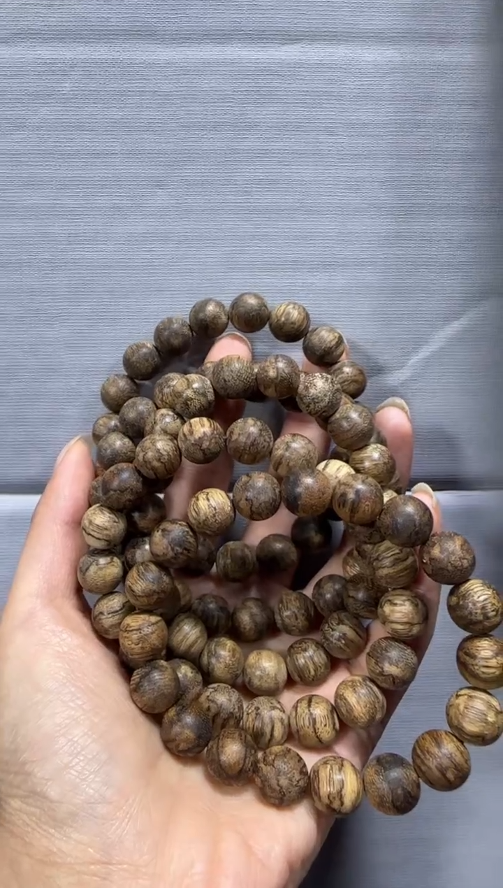 【闪购商品】沉香手串G11昆仑梅格1.1单圈多样性发货发其一