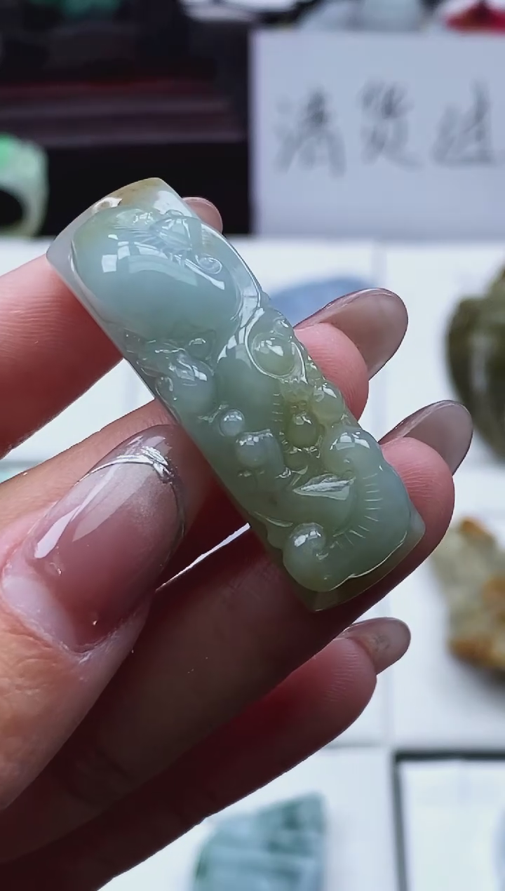 【闪购商品】翡翠颈饰未镶嵌天然缅甸翡翠A货