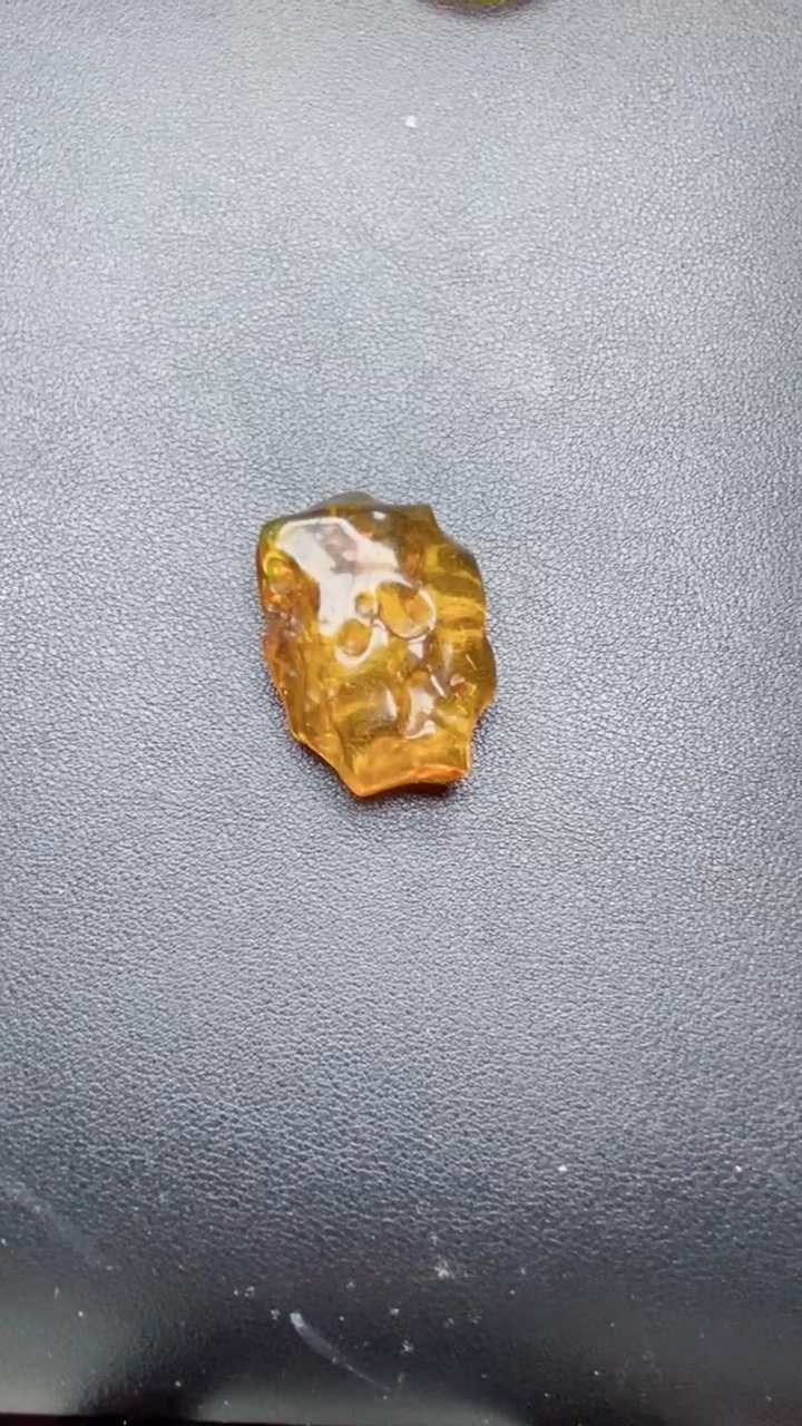 未镶嵌定制琥珀梦****方现场雕刻