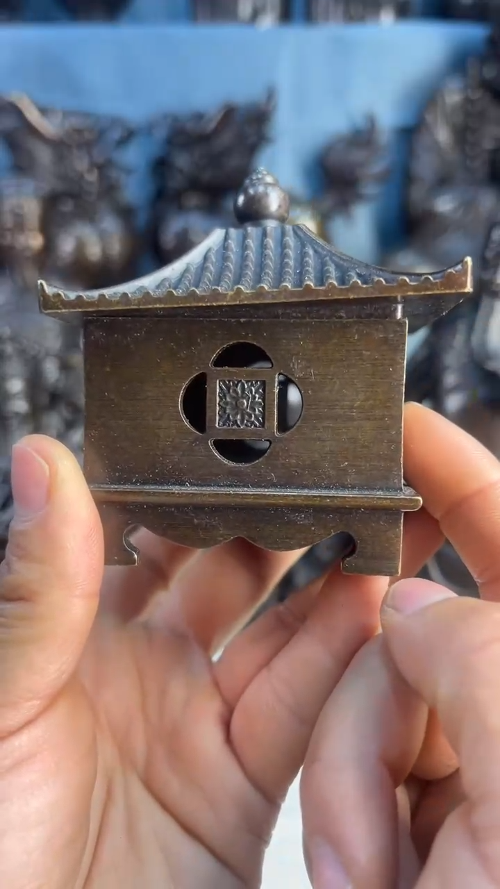 【闪购商品】1案台摆件  物品摆件