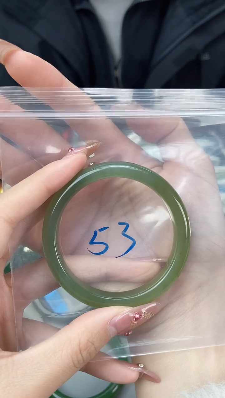 【闪购商品】和田玉手镯未镶嵌和田玉手镯