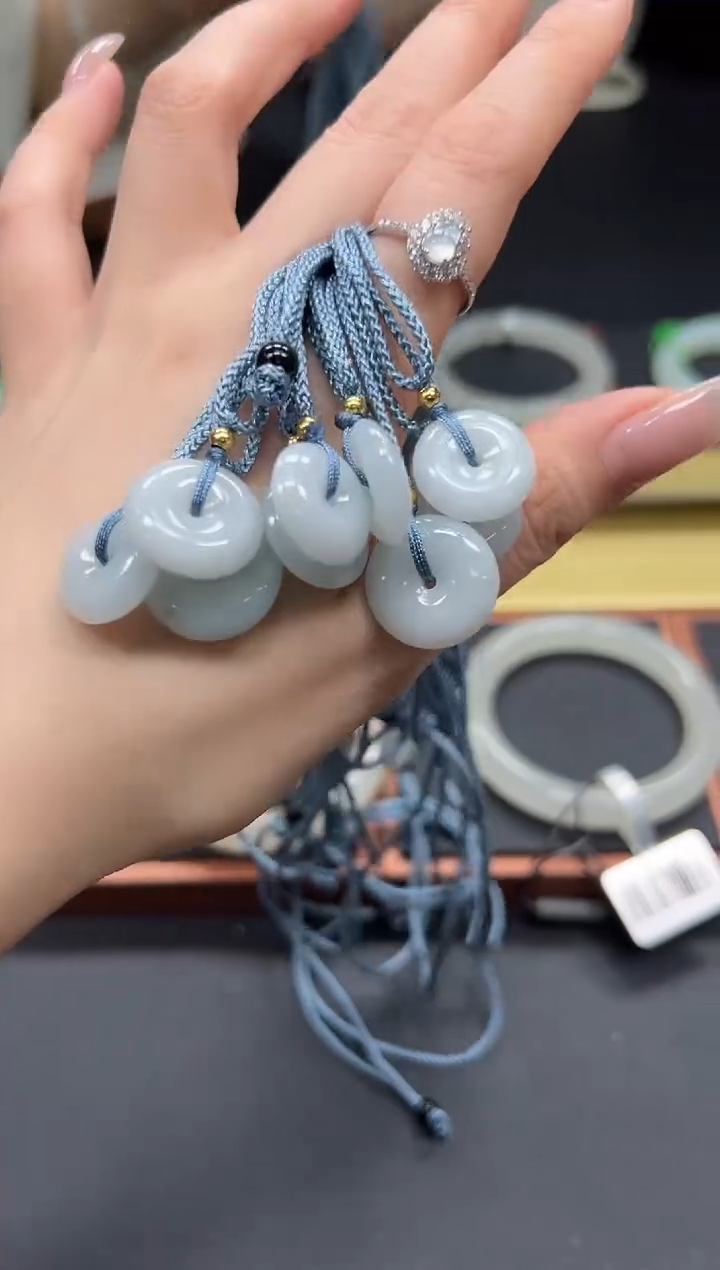 颈饰未镶嵌翡翠翡翠蓝绳小平安扣/多样性发一 17*5.5 KCF122719