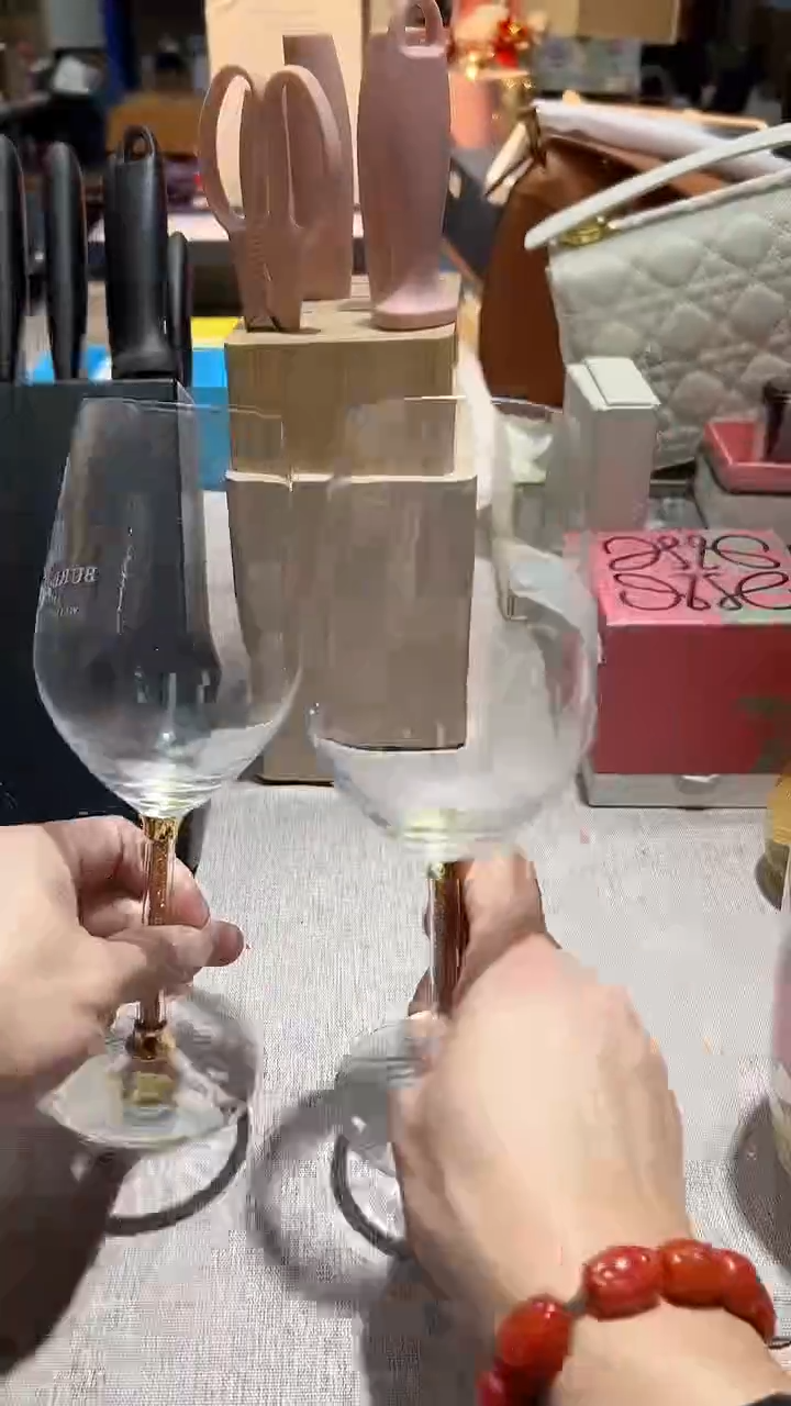 【闪购商品】瓷片正品保真，清库存