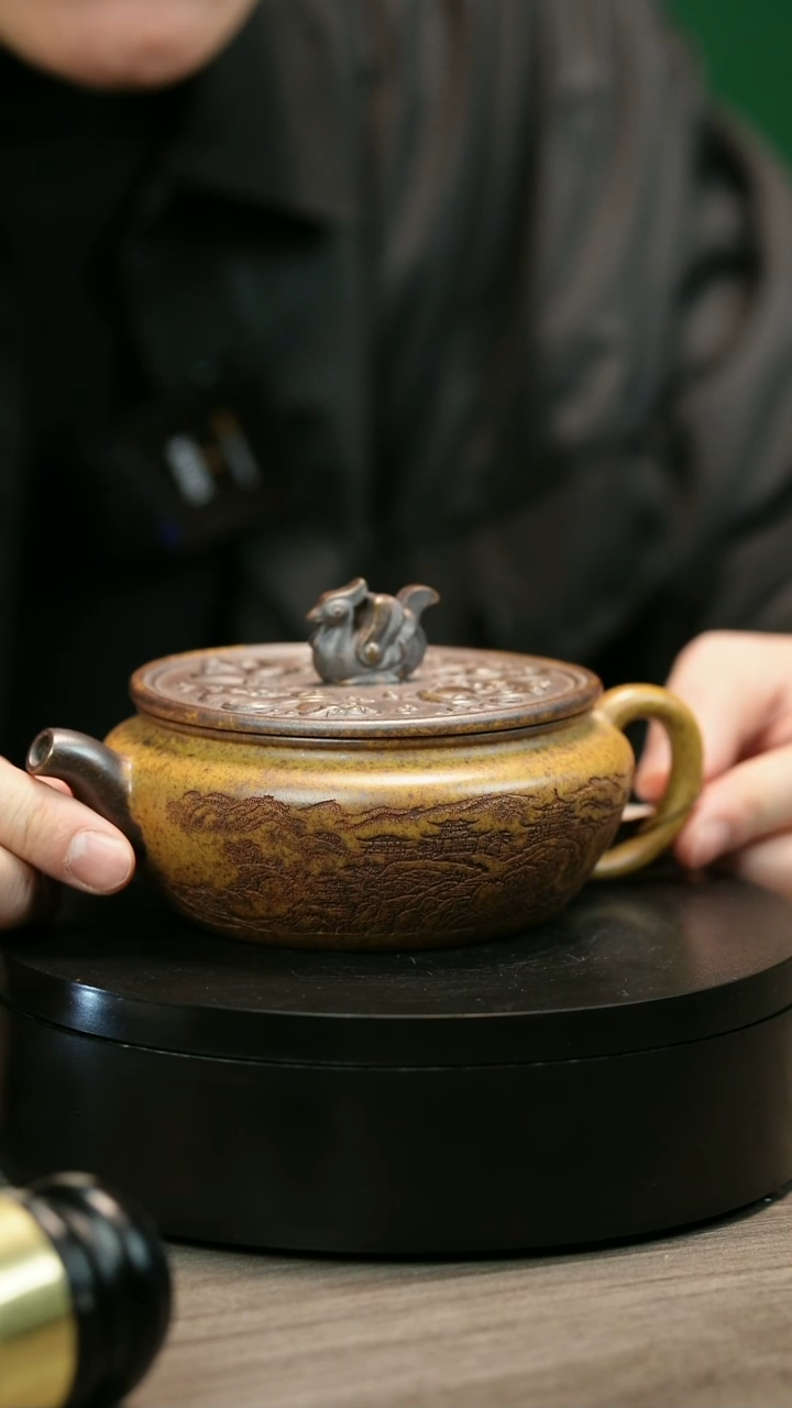 茶壶紫砂自*H2459李三妹段泥凤凰云台