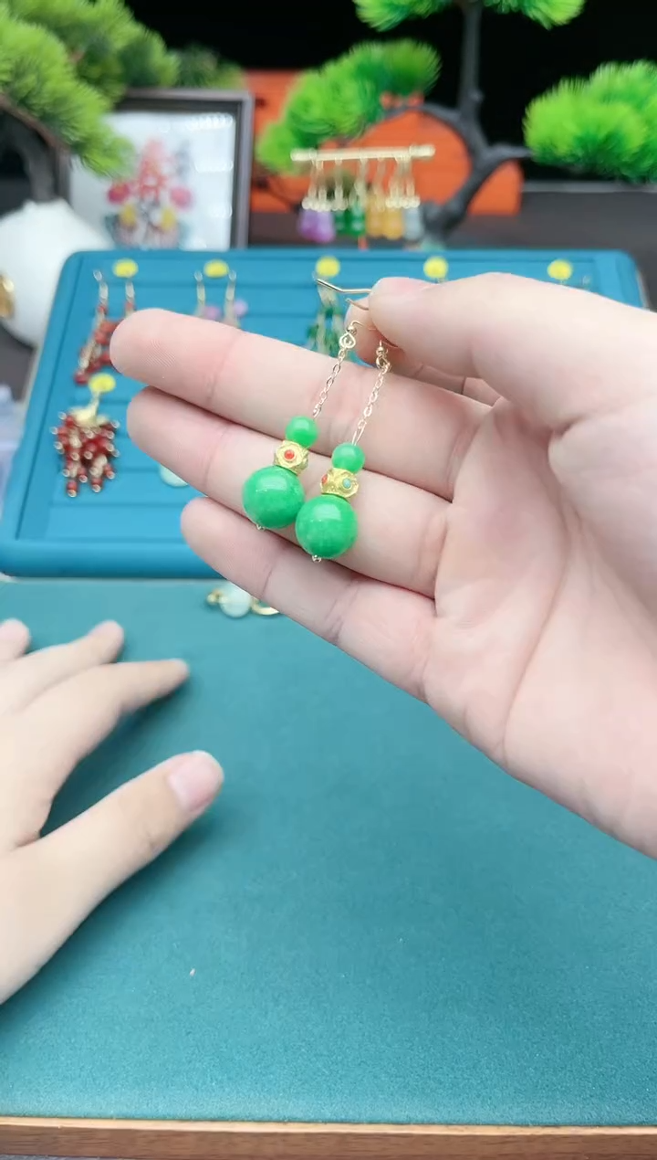 【闪购商品】玛瑙/玉髓耳钉银S925镶嵌310000