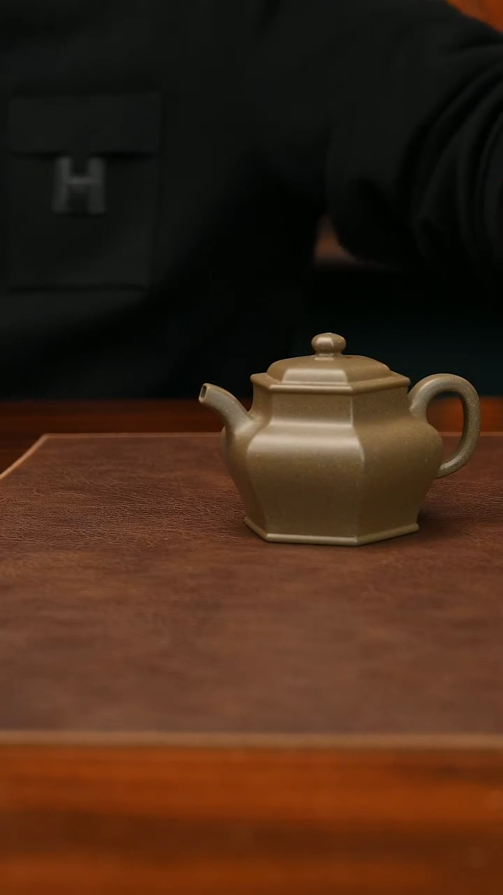 茶壶紫砂瞿秋潮-唐罐