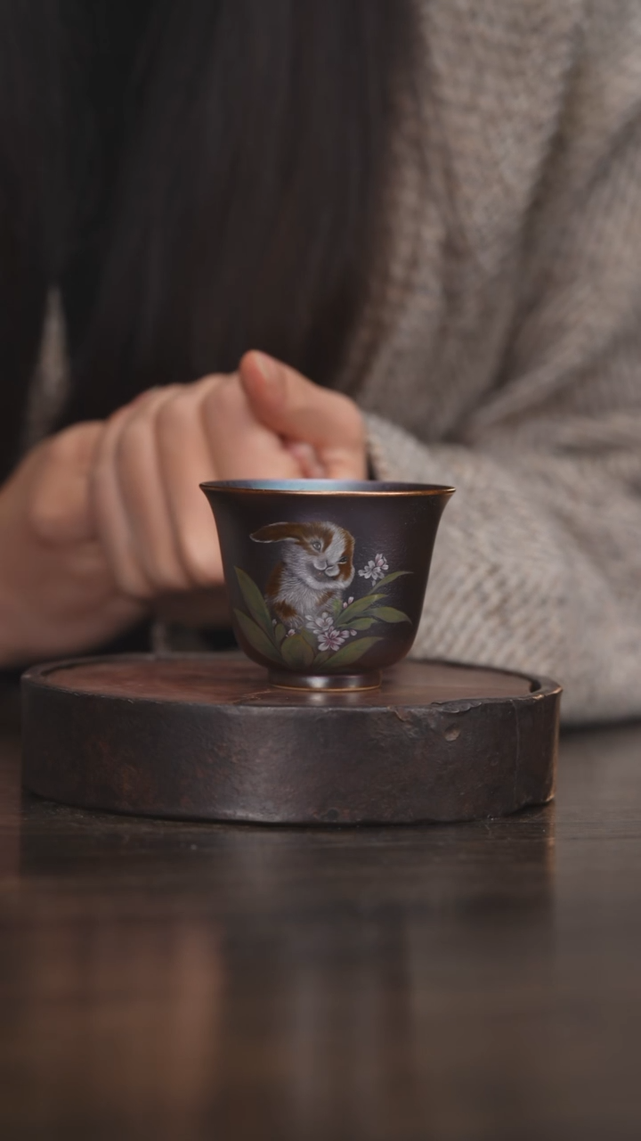 【闪购商品】杯105柴房陶瓷柴烧兔子杯