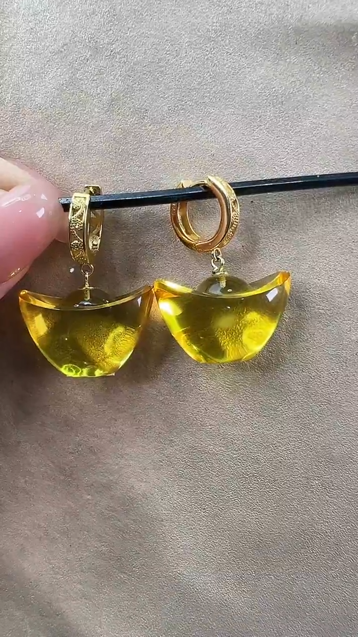 琥珀颈饰未镶嵌耳环