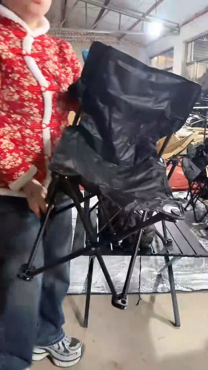 铁生锈 折叠靠背 颜色随机