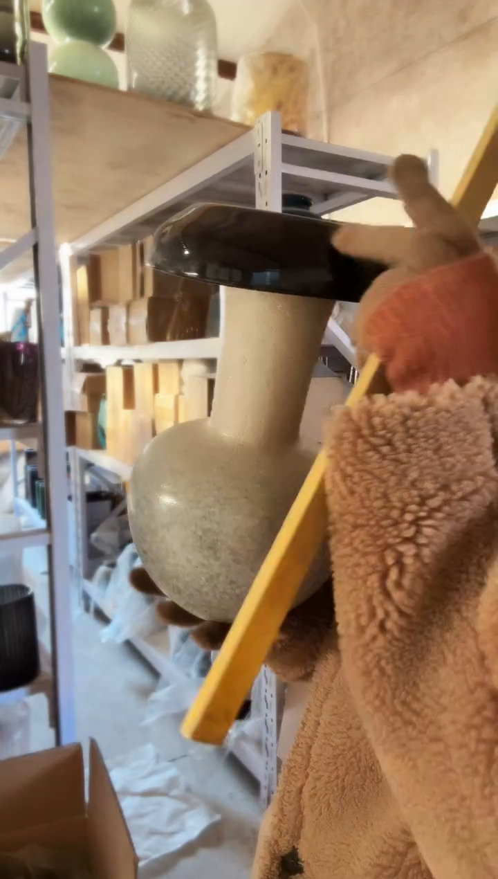 509直播玻璃花瓶