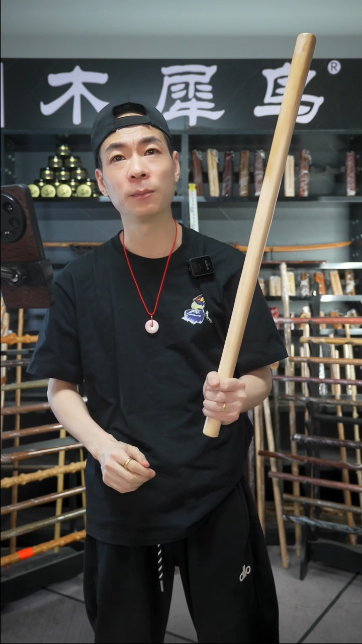 木手作木制雕刻品