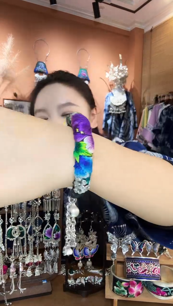 刺绣纯手工民族风手镯