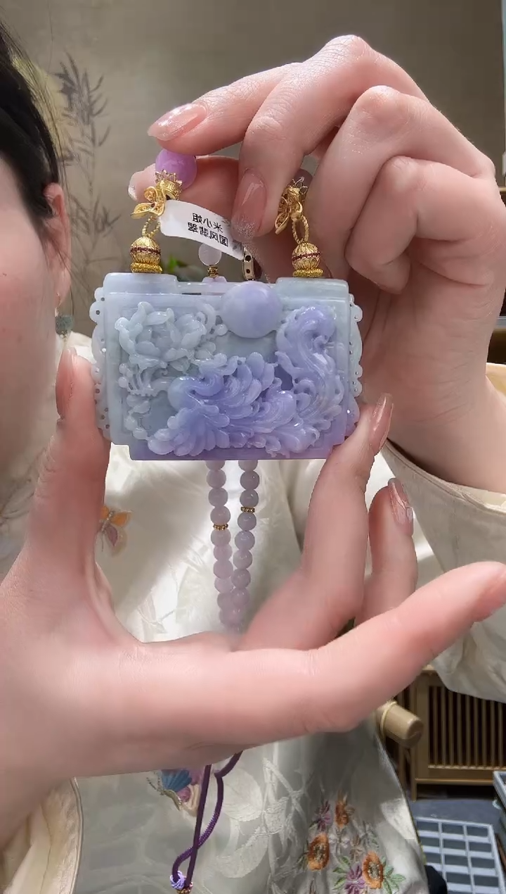 【闪购商品】翡翠颈饰未镶嵌吊坠