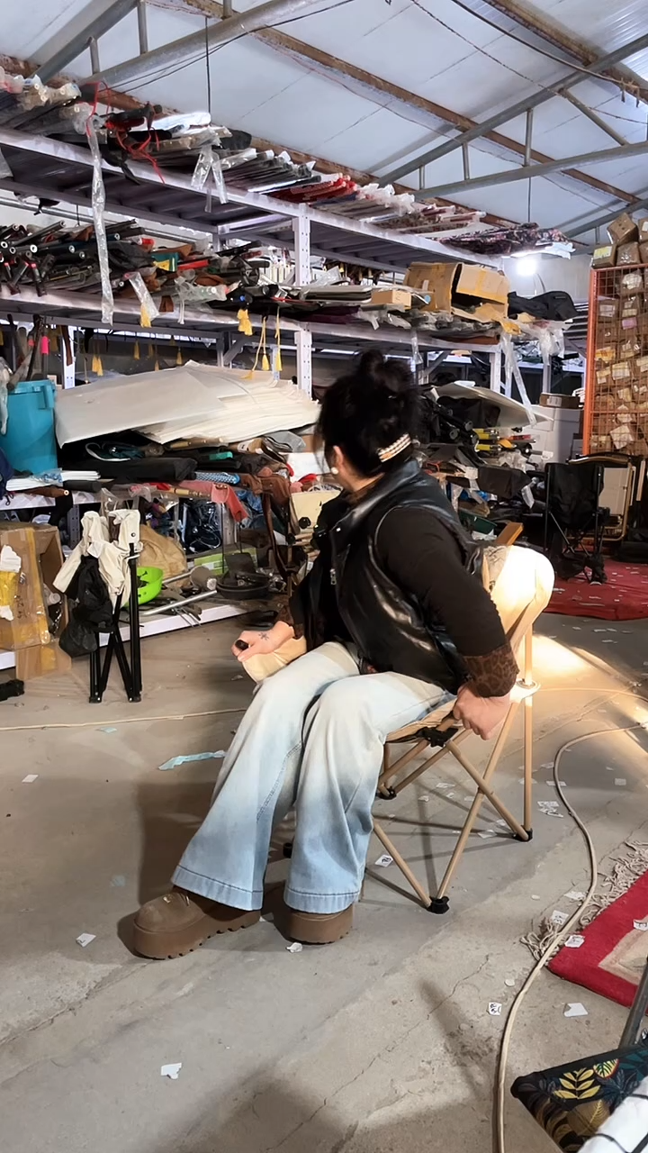 铁瑕疵不售后椅子 16