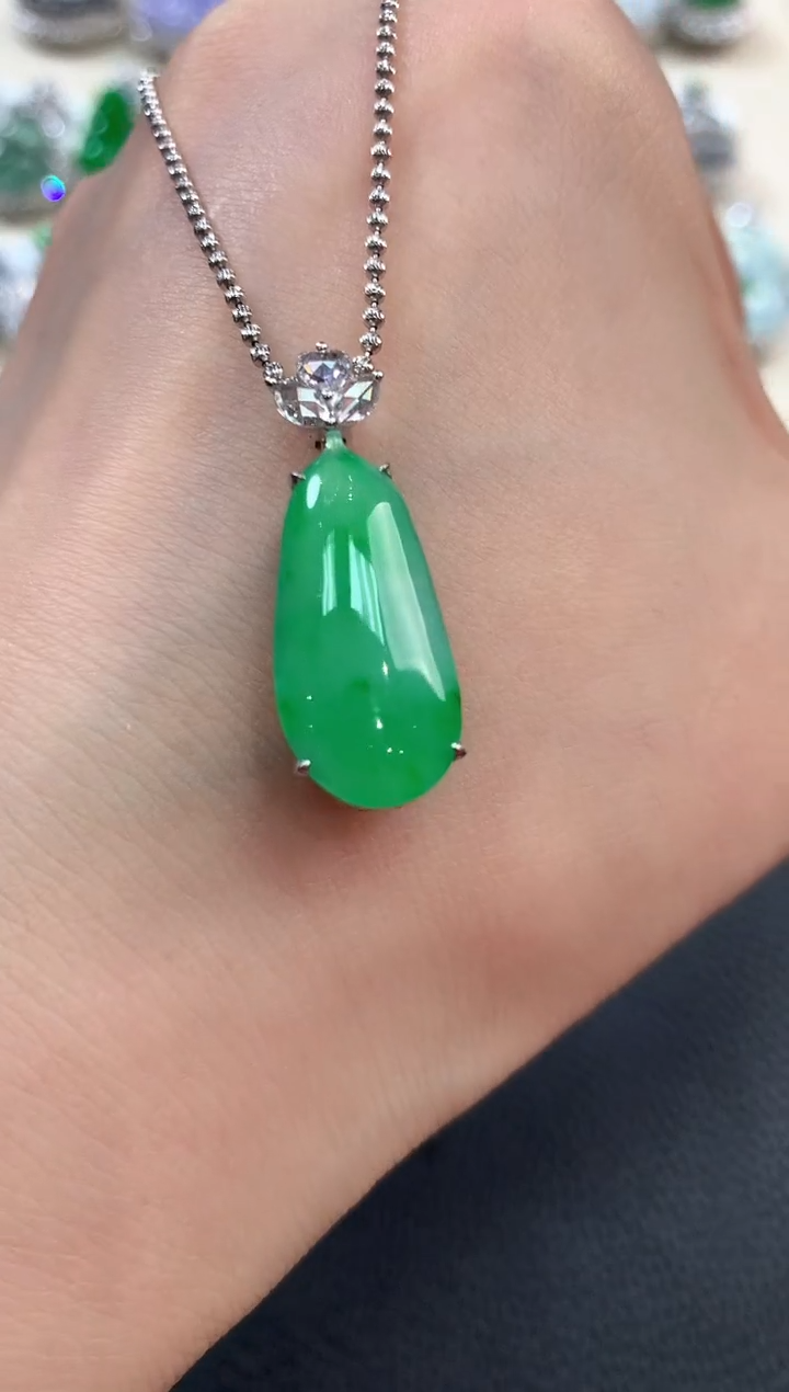 【闪购商品】翡翠吊坠(不含链)18K金镶嵌n27     