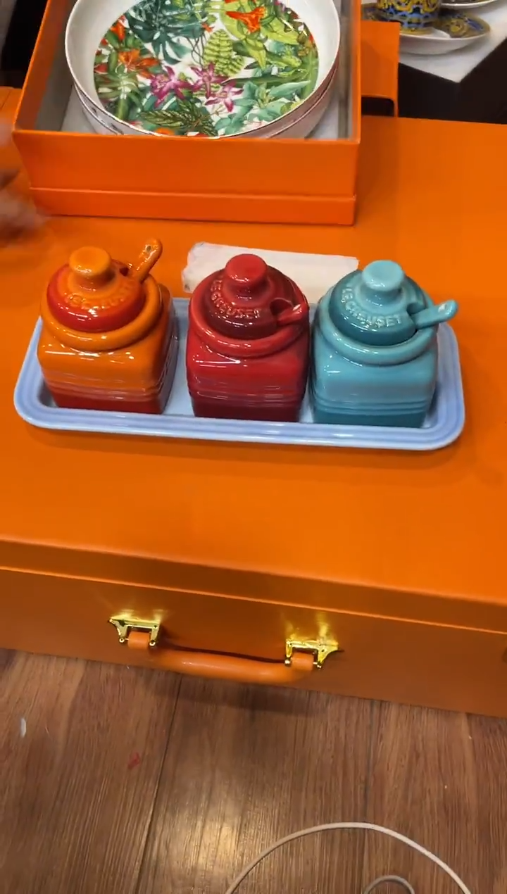 杯鸿辉家品牌瓷器，京东包邮！