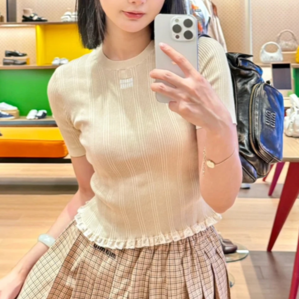 未使用 MIU MIU/缪缪 汤/P225377218/T恤