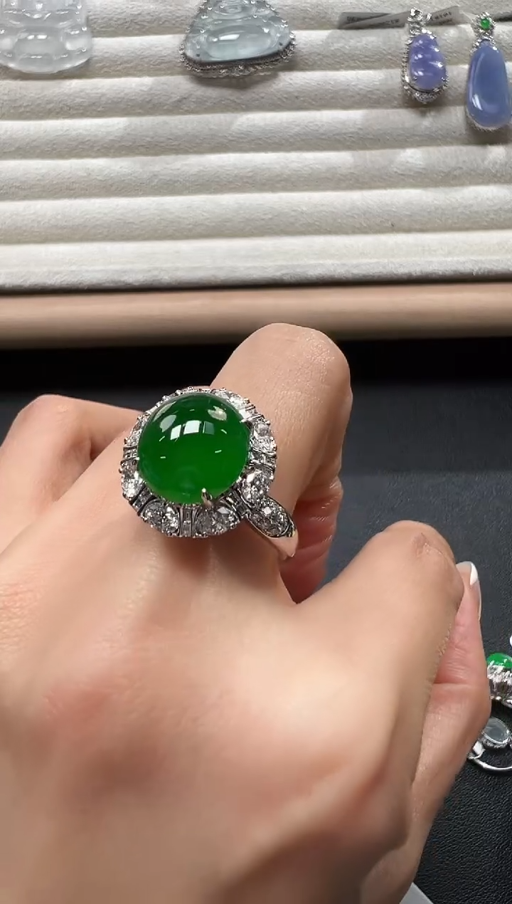 18K金镶嵌戒指翡翠序号162