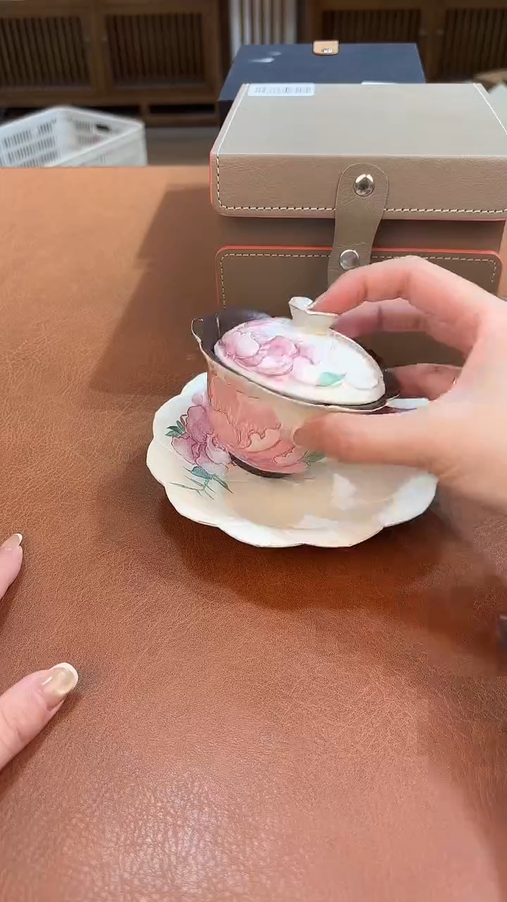 今天我在喝茶你在干嘛