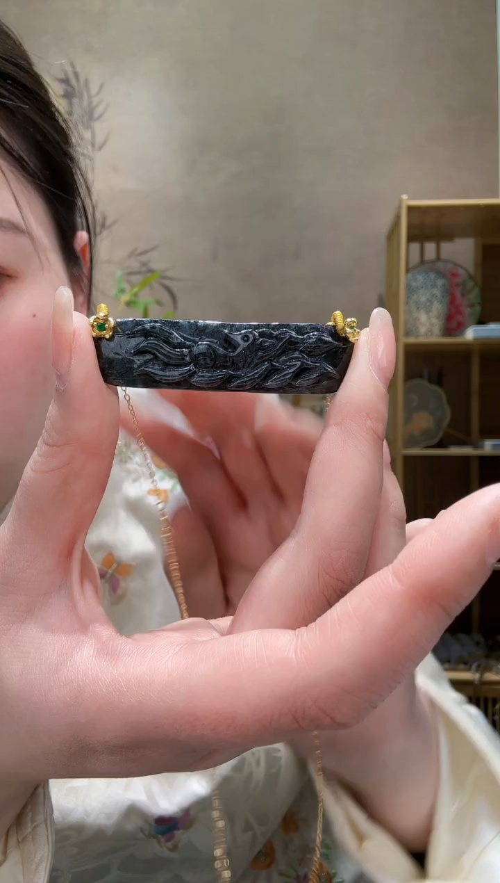 【闪购商品】翡翠颈饰未镶嵌吊坠