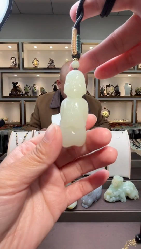 颈饰未镶嵌和田玉苏