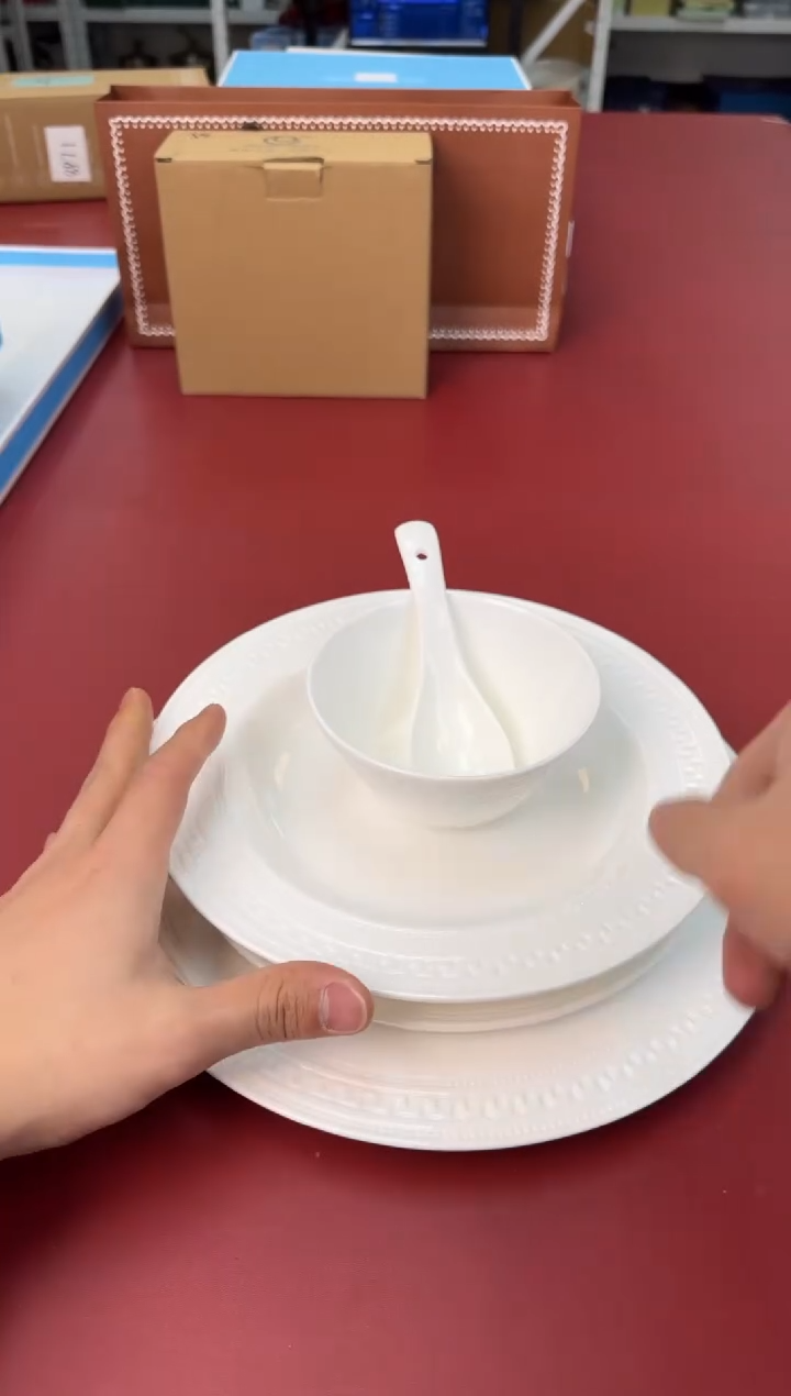 【闪购商品】瓷片新号开播全场漏@@H1909