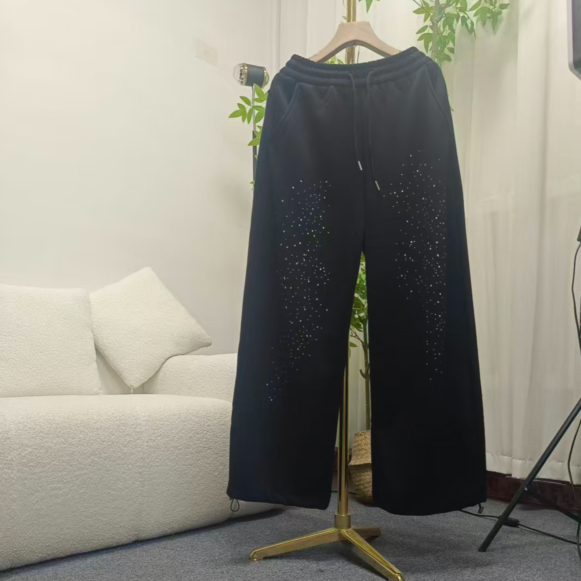 加绒加厚秋冬新款重工烫钻加绒休闲阔腿裤1011