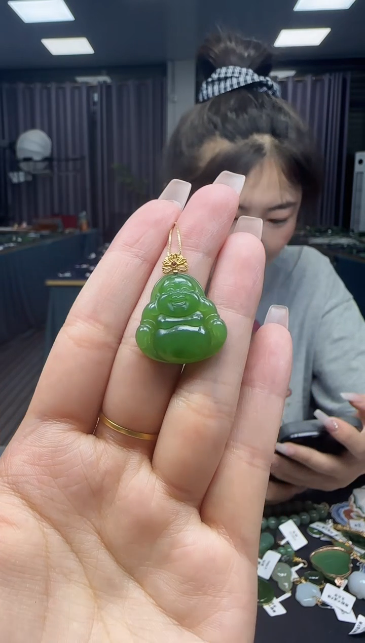 和田玉18K金镶嵌挂件1