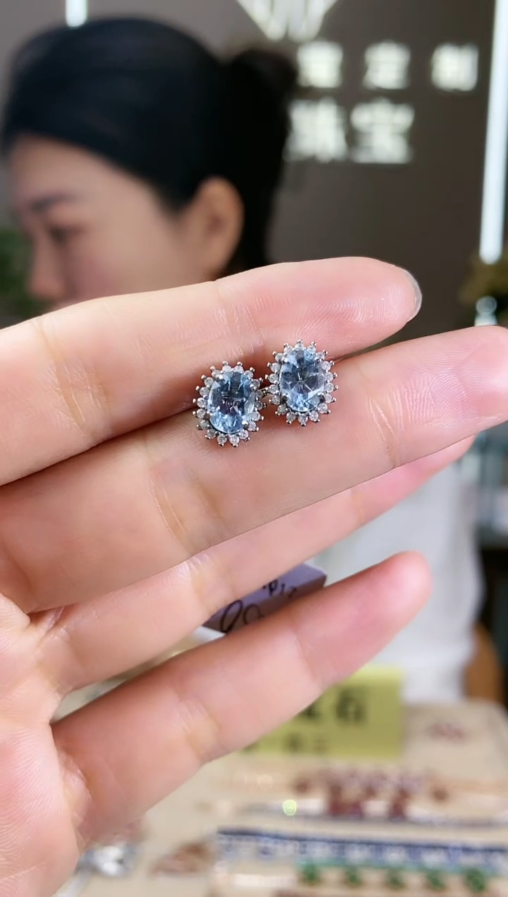 【闪购商品】海蓝宝石耳饰银S925镶嵌耳饰