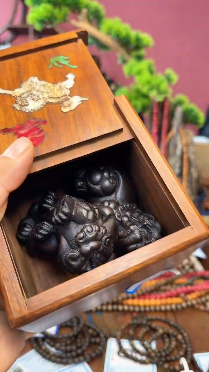 【闪购商品】木中之王34-貔貅1对妍妍批发