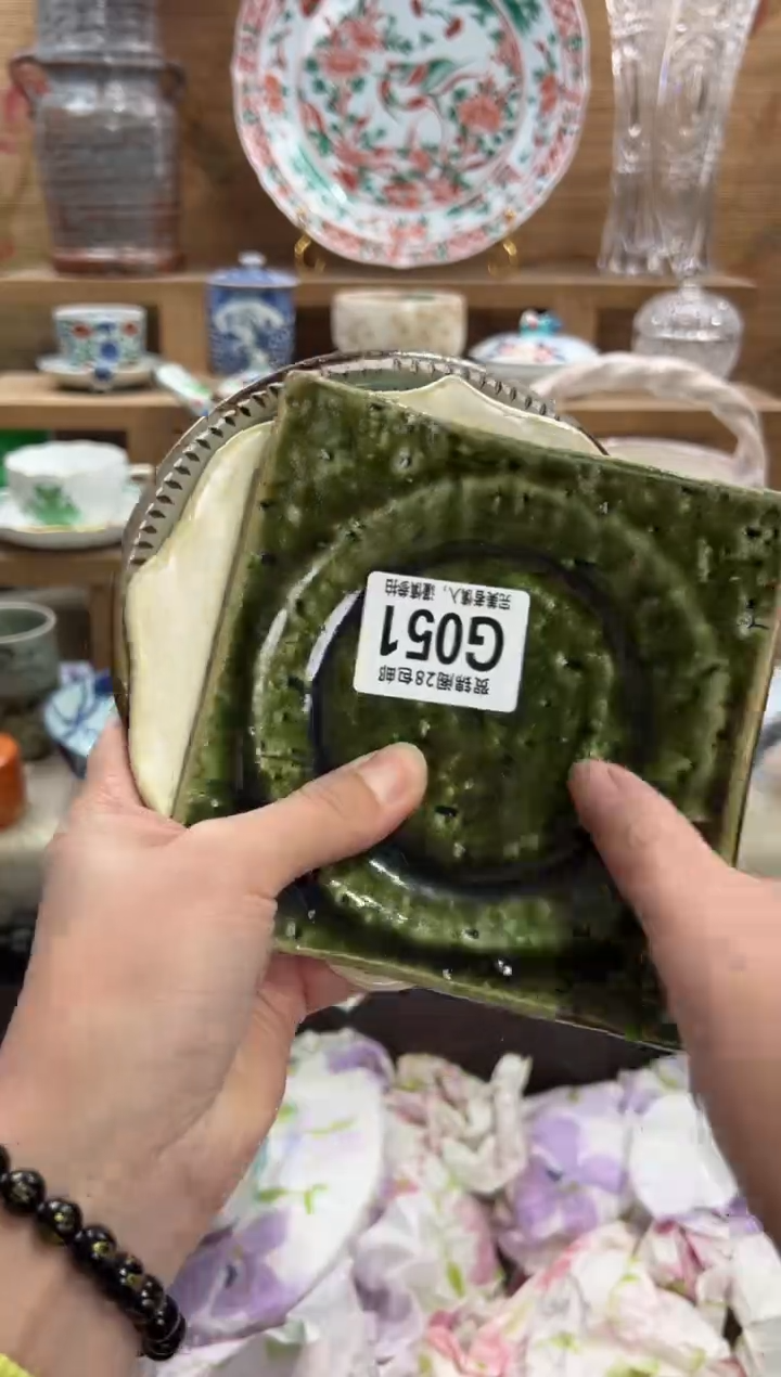 瓷片爱***白       G051