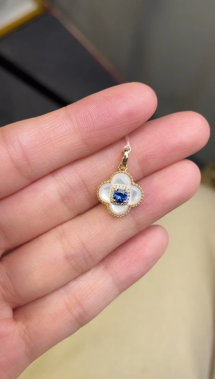 【闪购商品】蓝宝石吊坠(不含链)18K金镶嵌主石：0.21ct