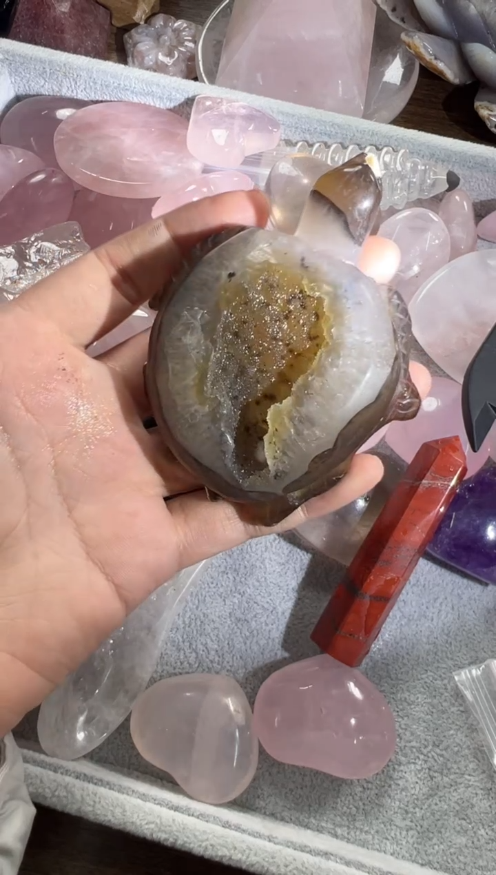 未镶嵌玛瑙/玉髓珠宝奇石M949