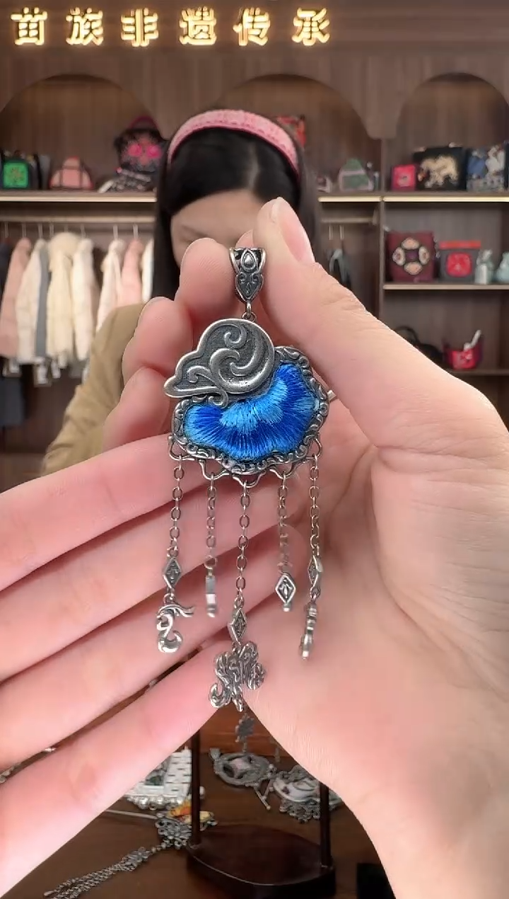 【闪购商品】织绣扶光苗绣传承157