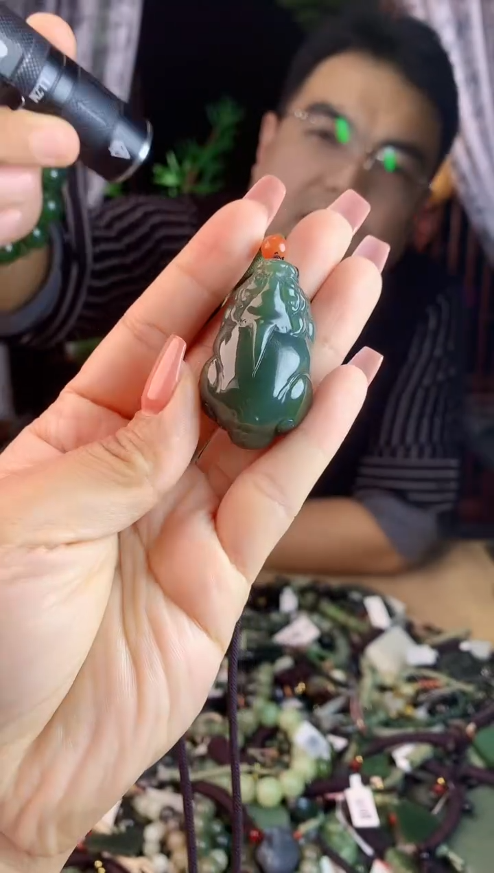 【闪购商品】和田玉挂件未镶嵌多样性发货拍一发一