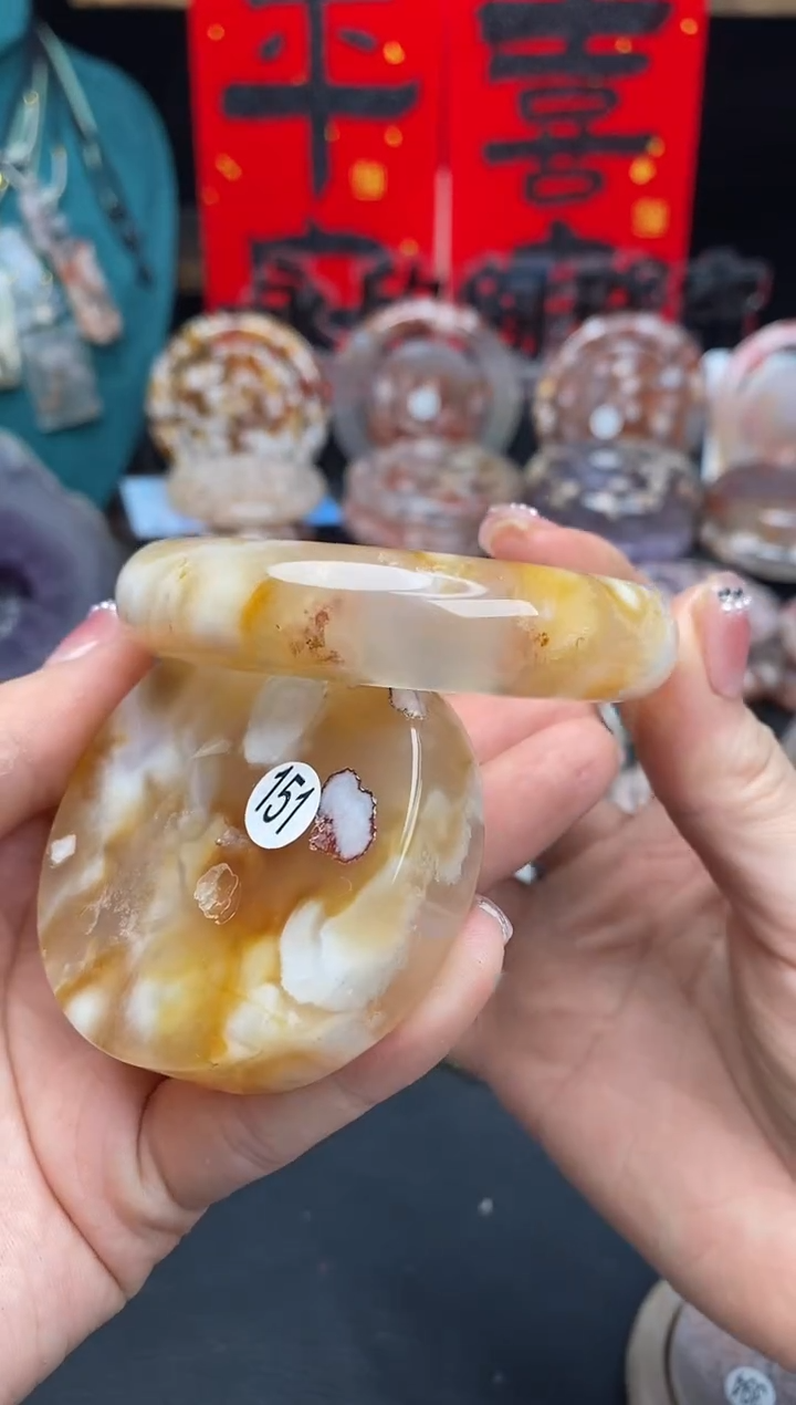 【闪购商品】石英质玉手镯（圆镯）未镶嵌58