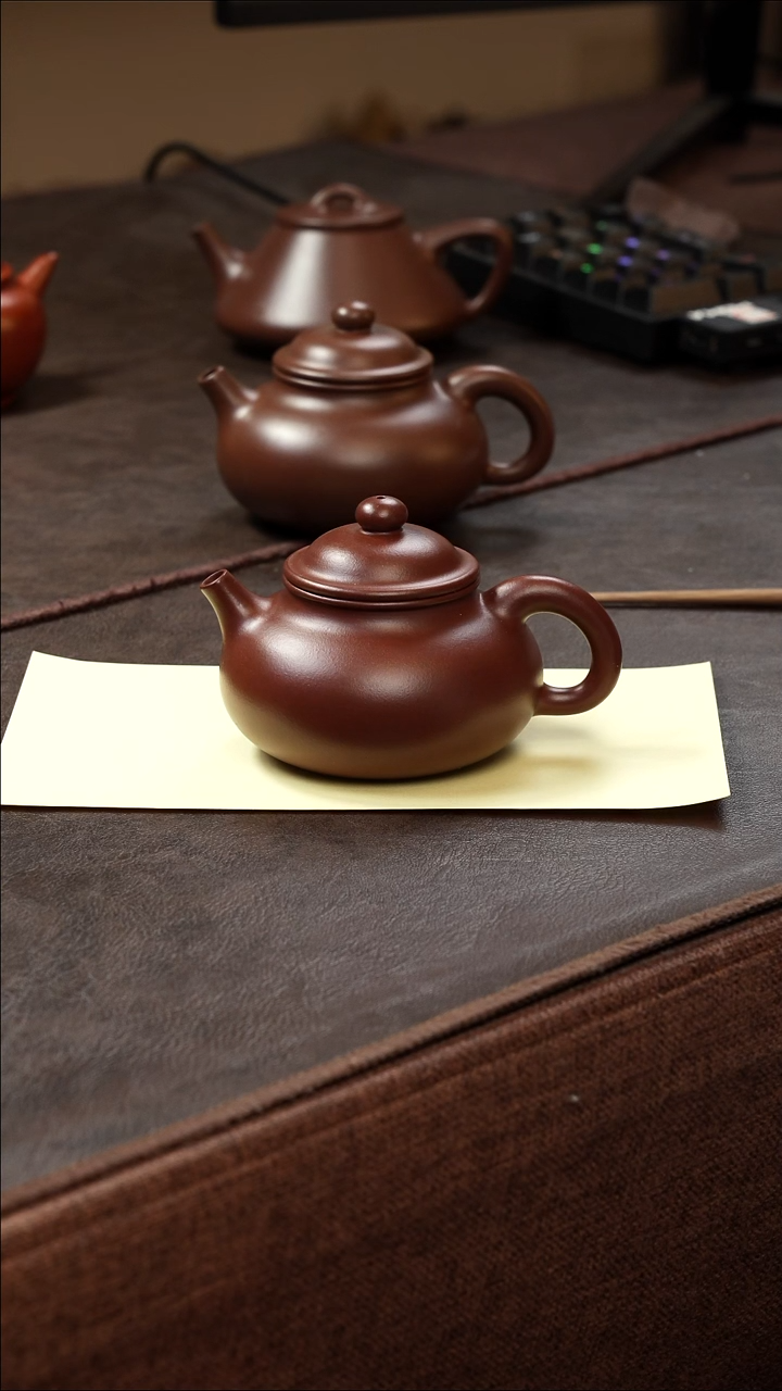 茶壶紫砂壶·21底槽青容天185cc