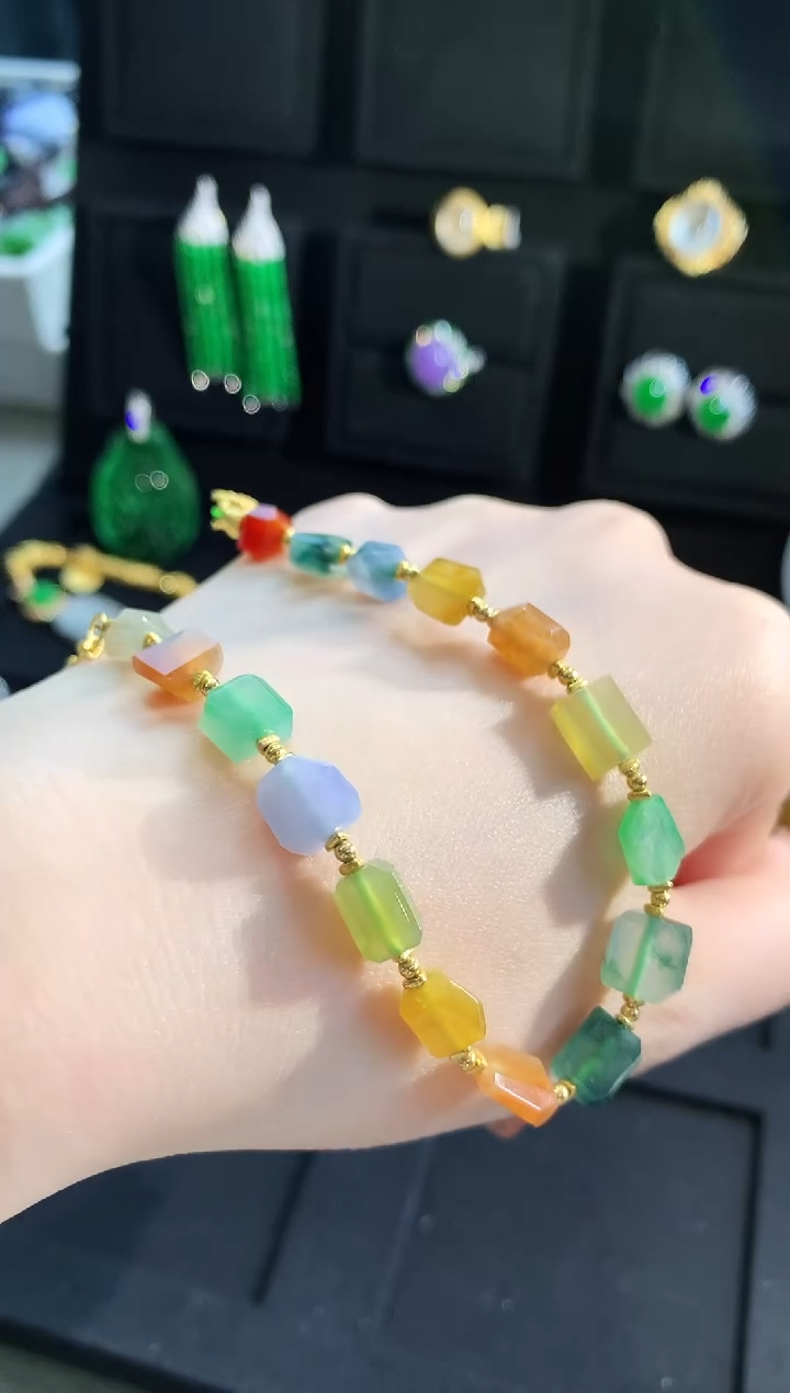 【闪购商品】翡翠手链18K金镶嵌手饰