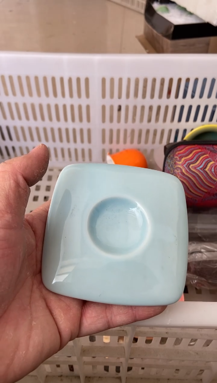 杯无运费险有瑕疵的摄影的产品有使用过的痕迹有点脏介意勿拍